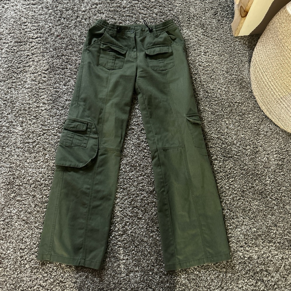 Brandy Melville Green Cargo Pants